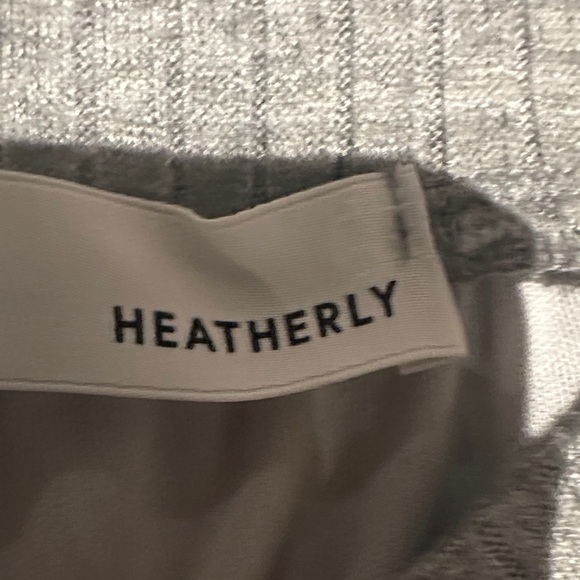 Elegant Gray Maxi Skirt for Women - Picture 2 of 2